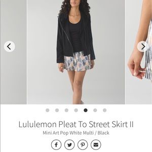 Lululemon pleat to street skirt size 6